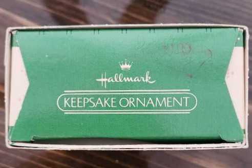 Skating Rabbit  (Animals & Nature) ornament collectible - Main Image 4