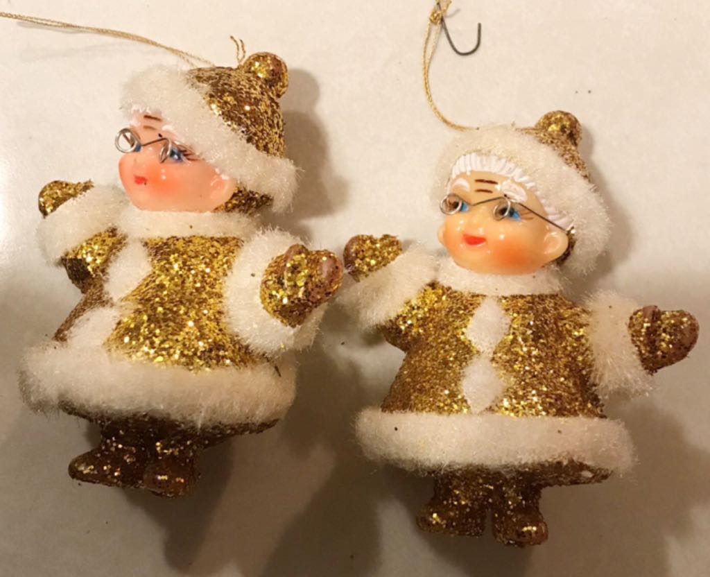 Glitter - Mrs. Claus - Santa (Glitter) ornament collectible - Main Image 1