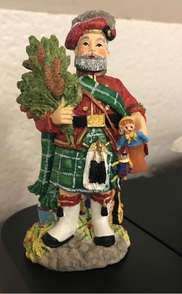 Bayshore - Witch Hat Pumpkin Lamp