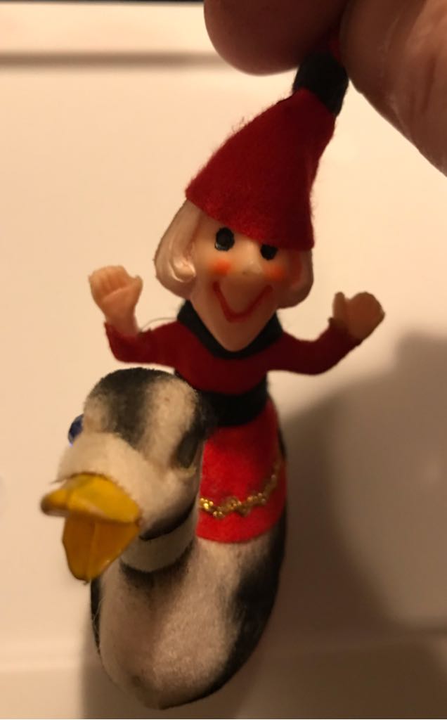 Flocked - Elf - White Outfit