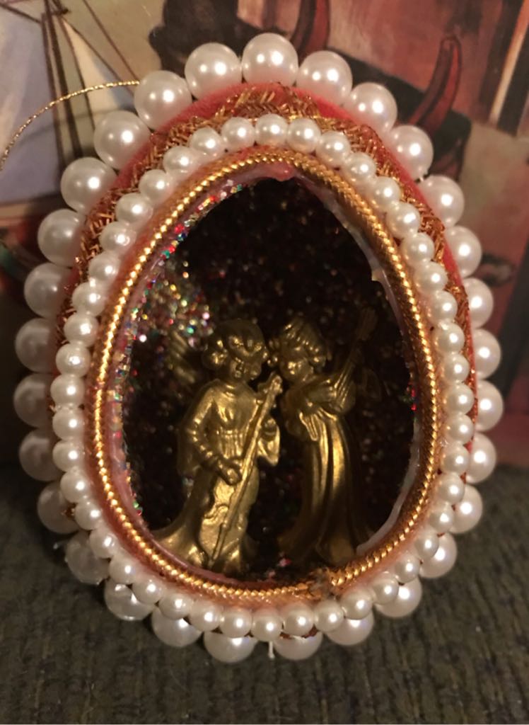 Bead & Sequin - Egg - Angels - Egg (Bead & Sequin) ornament collectible - Main Image 1
