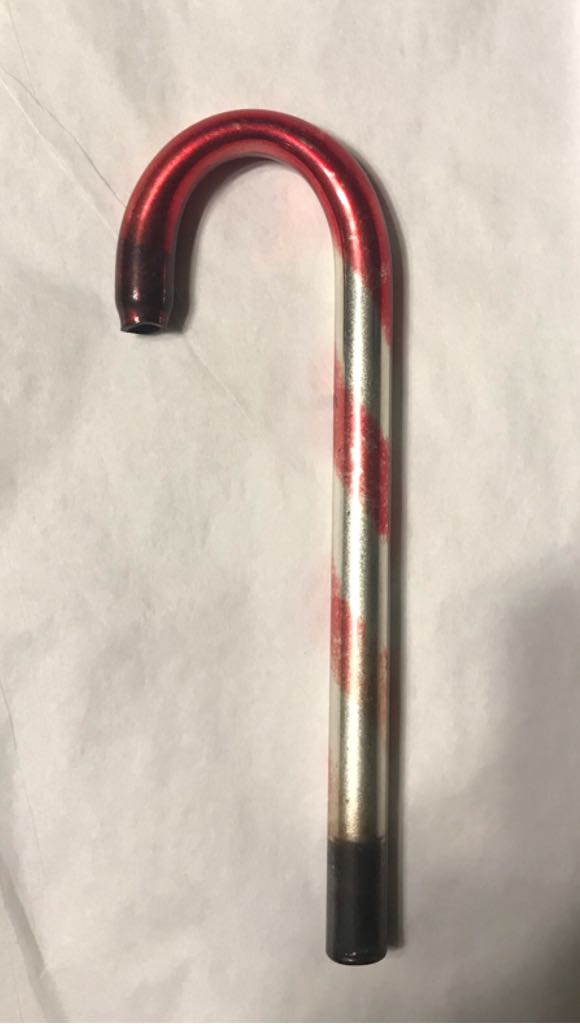 Girl By The Feeder / Dziewczynka Przy Karmniku