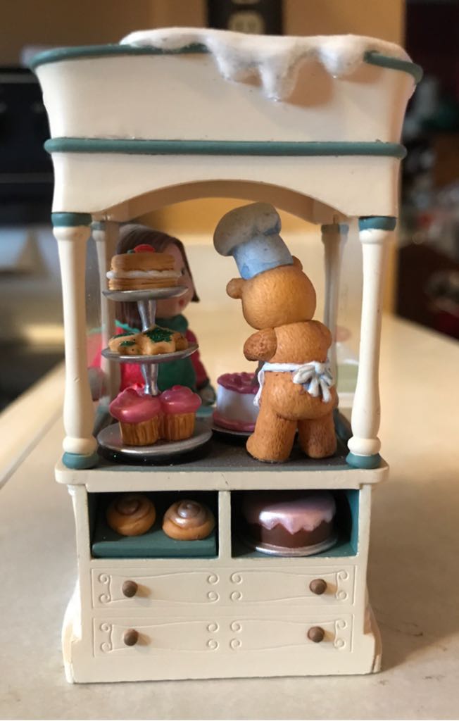 KOCC - 2010 - Christmas Window - #8 - Patisserie - Christmas Window - Club Exclusive (Club Series Ornament) ornament collectible - Main Image 2