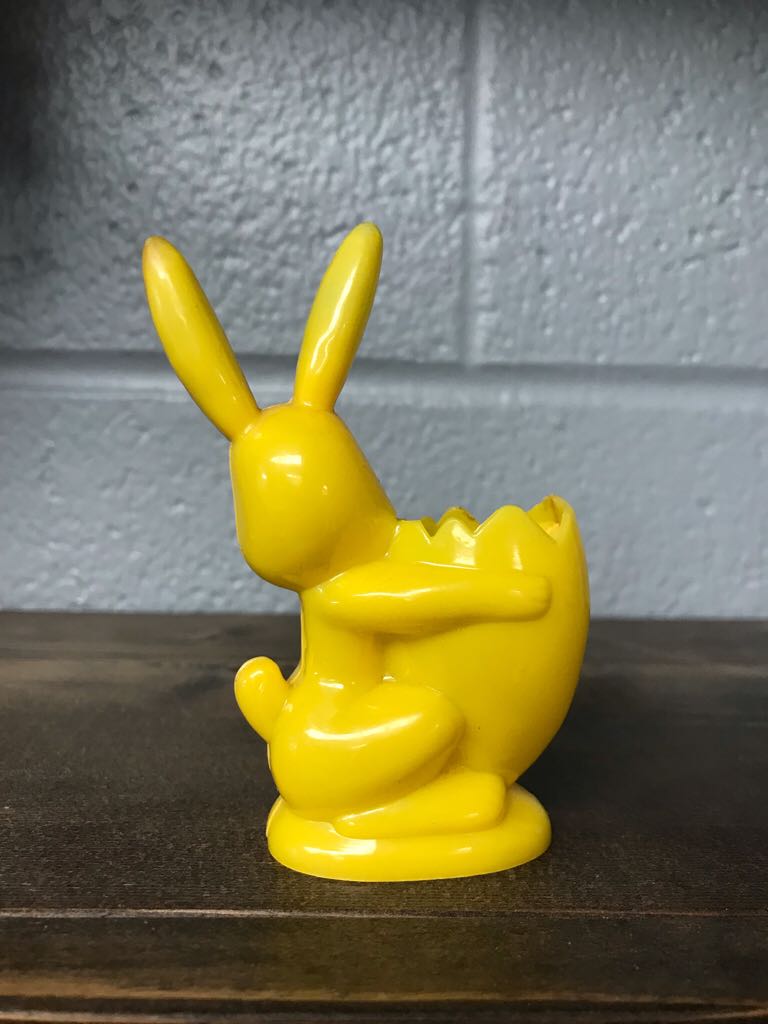 ROSBRO - Easter - Bunny Carrying Open Egg - Candy Container (Easter) ornament collectible - Main Image 2