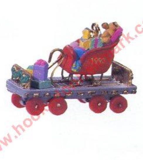 Fontanini - (Set 1) - #29 - Villager - Baker With Bread