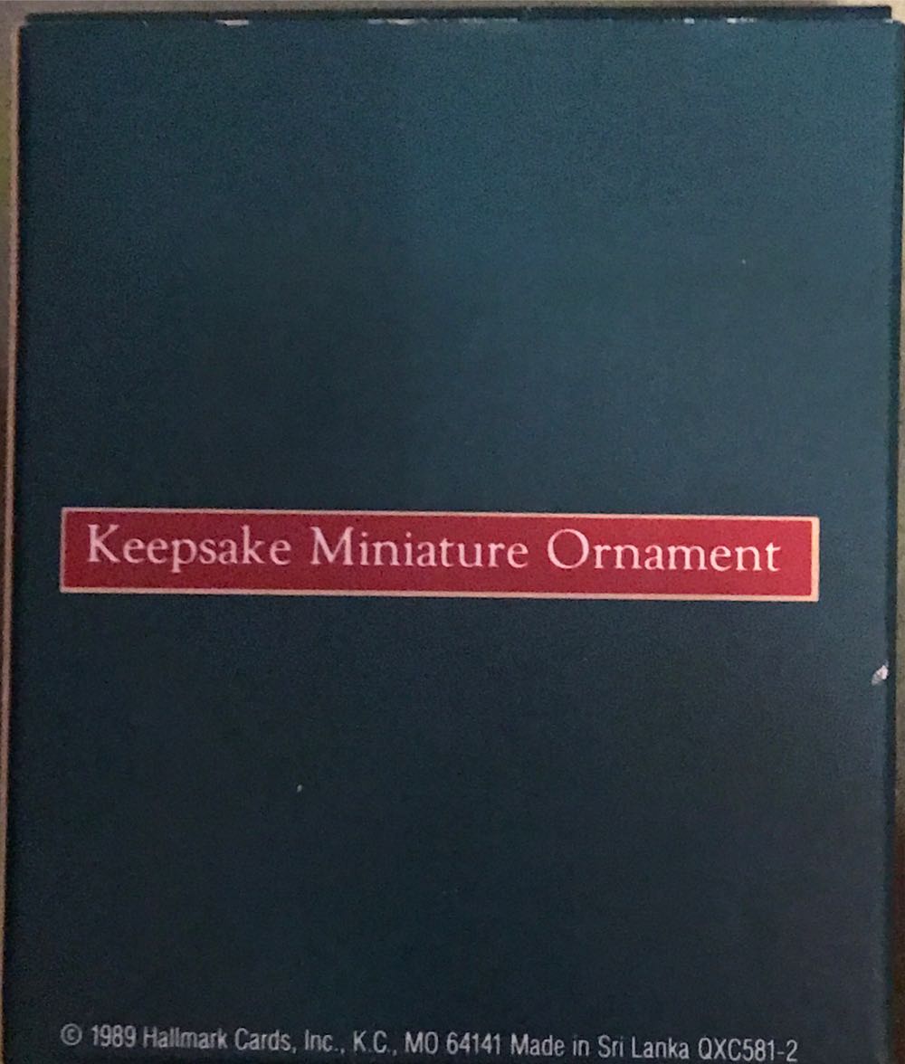 Sitting Purrty - Mini (Club Ornament) ornament collectible - Main Image 3