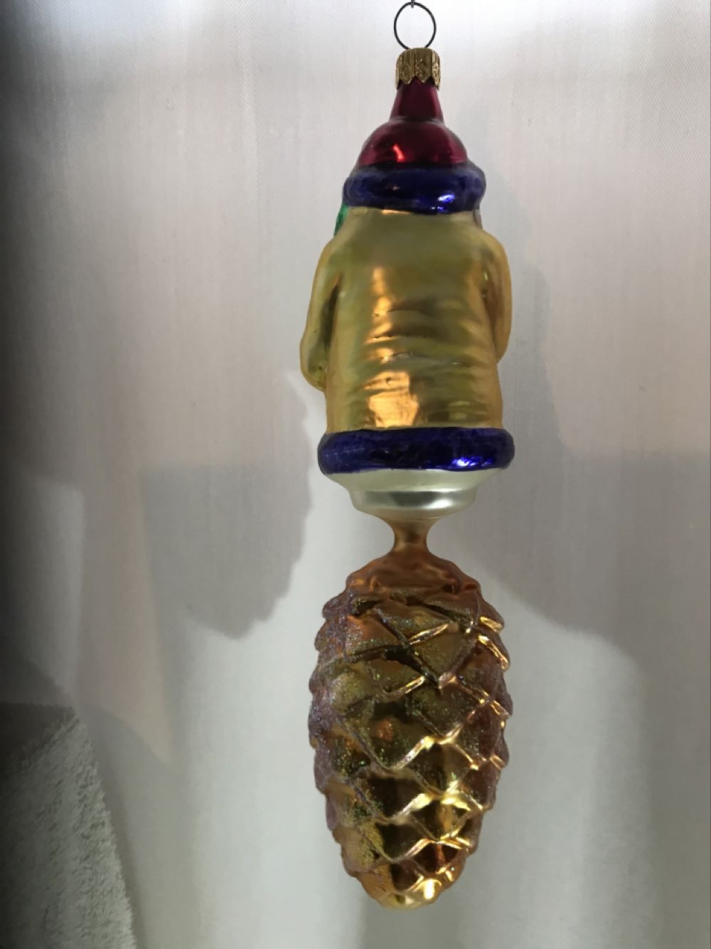 Christopher Radko - Pinecone Santa - 93-142-2 - Santa (Santa) ornament collectible - Main Image 3