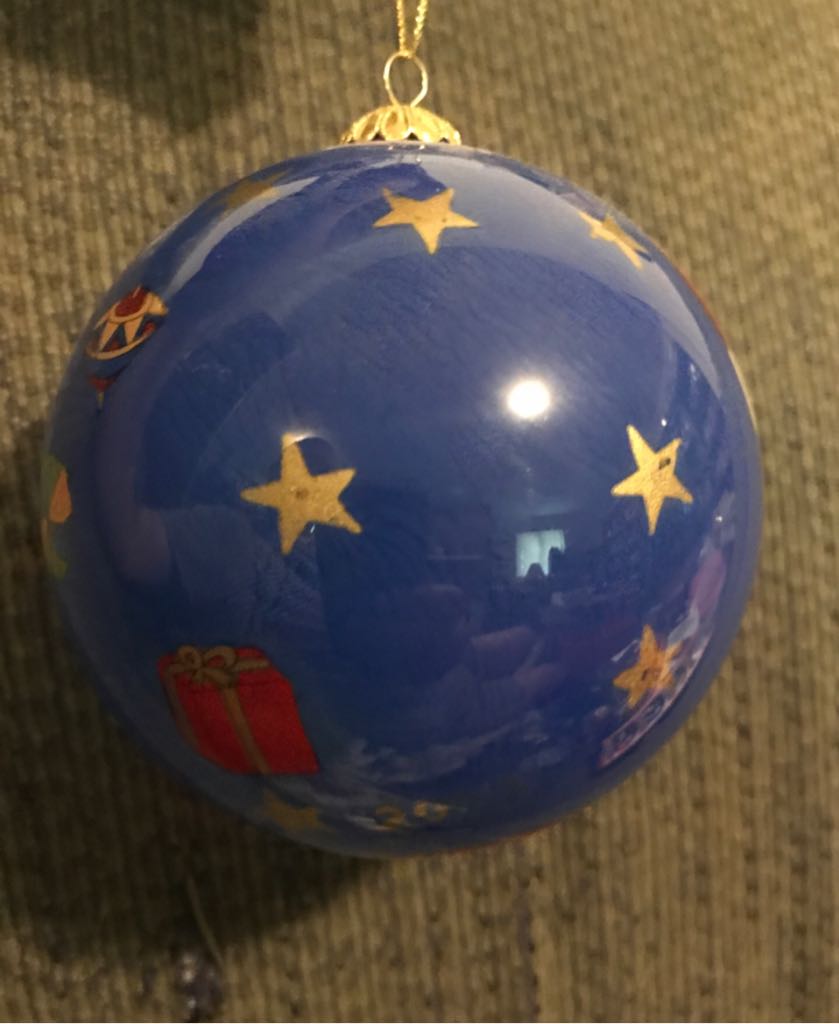 Li Bien - Santa With Toys  ornament collectible - Main Image 2