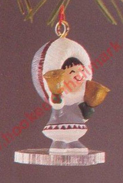 Frosty Friends, Frosty - MINIATURE - Frosty Friends (Miniature) ornament collectible - Main Image 1