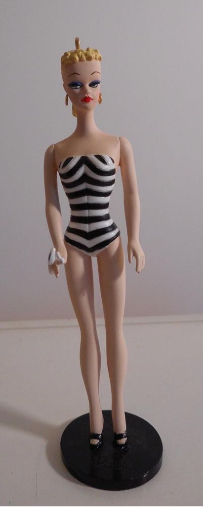 Present Ly Poised 1020852