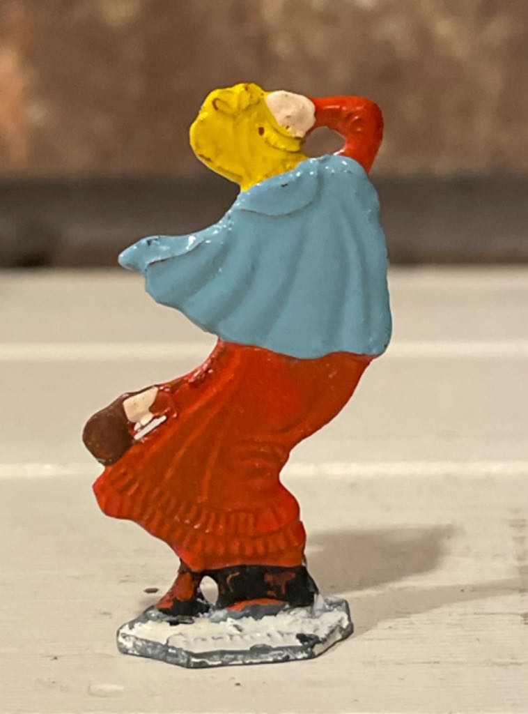 Hans Heinrichsen - Putz - Lady In Wind - Winter Scene (Putz Villager) ornament collectible - Main Image 2