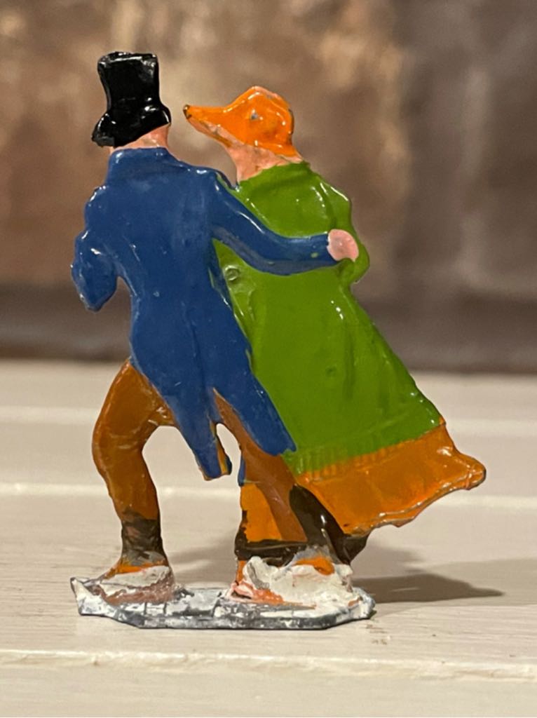 Hans Heinrichsen - Putz - Couple Skating 2 - Winter Scene (Putz Villager) ornament collectible - Main Image 2