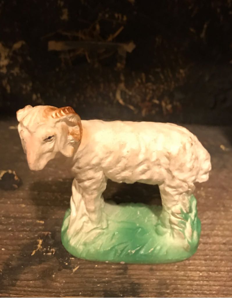 Knee Hugger Elf - Red/White Trim