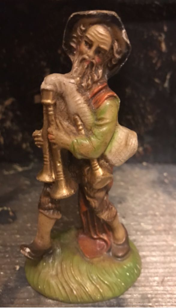 Lefton - Christmas Spaghetti Cherub With Gift