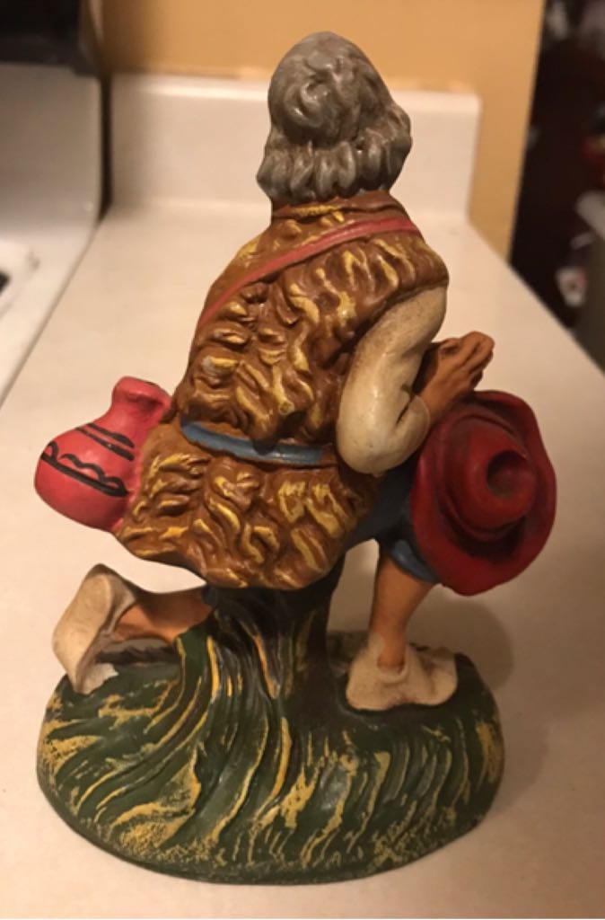 Marchi - (Set 1) - Shepherd - Kneeling - Shepherd (Nativity) ornament collectible - Main Image 2