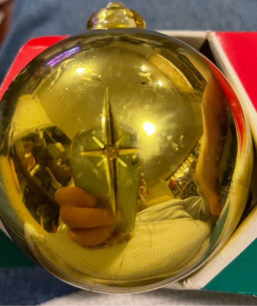 Jewelbrite - (Set 7) - Orb - White Bell/Red Tinsel - Yellow - Bell (3D Diorama) ornament collectible - Main Image 2