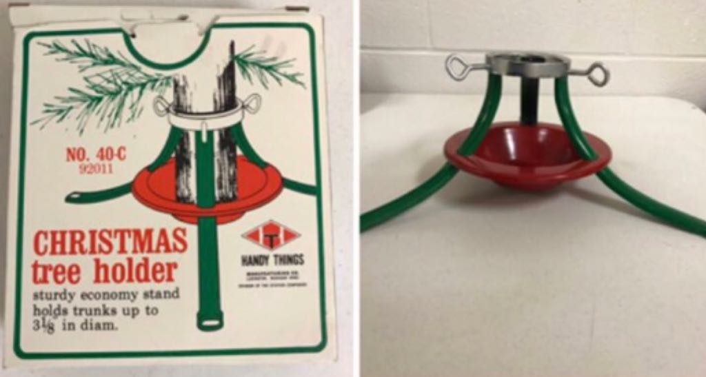 Tree Trimmer - Waving Santa