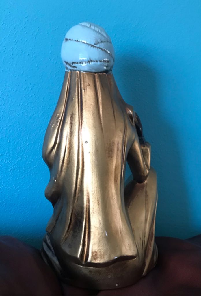 Ardco - Magi - (Set 2) - Balthazar- Kneeling - Magi (Figurine) ornament collectible - Main Image 2