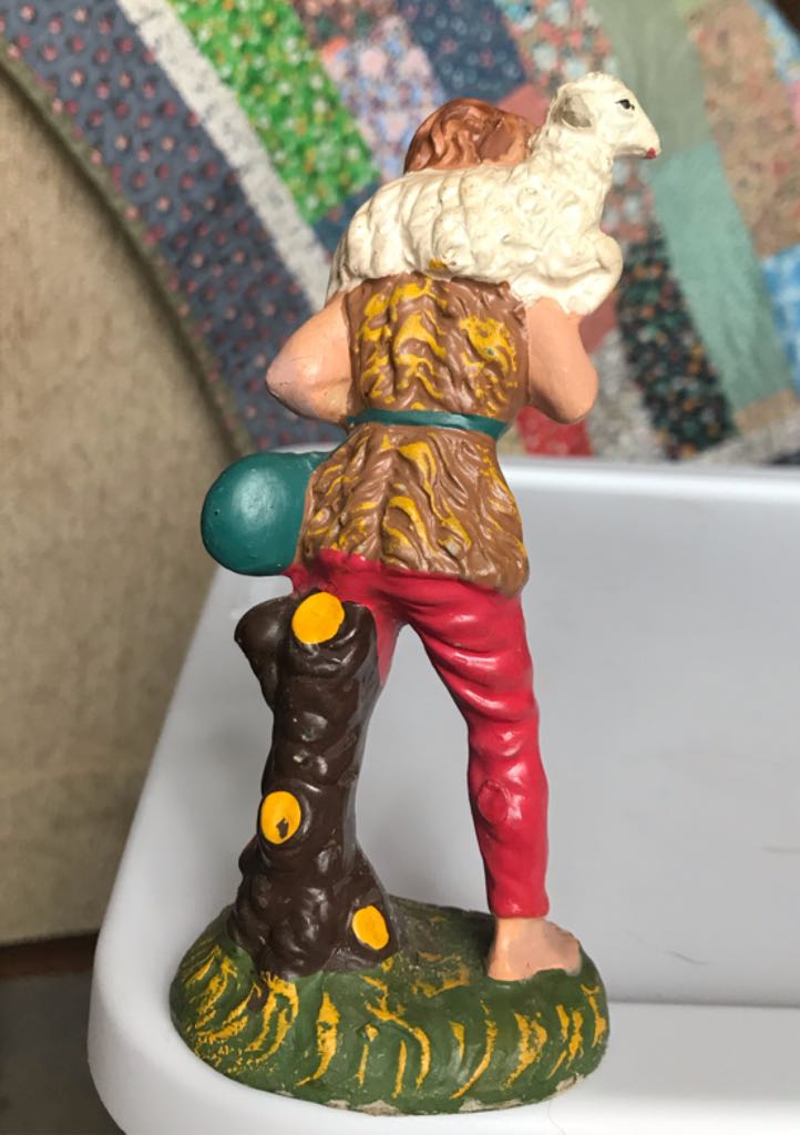 Viviani - Shepherd - Lamb On Shoulder (Green Bag) - Shepherd (Nativity) ornament collectible - Main Image 2