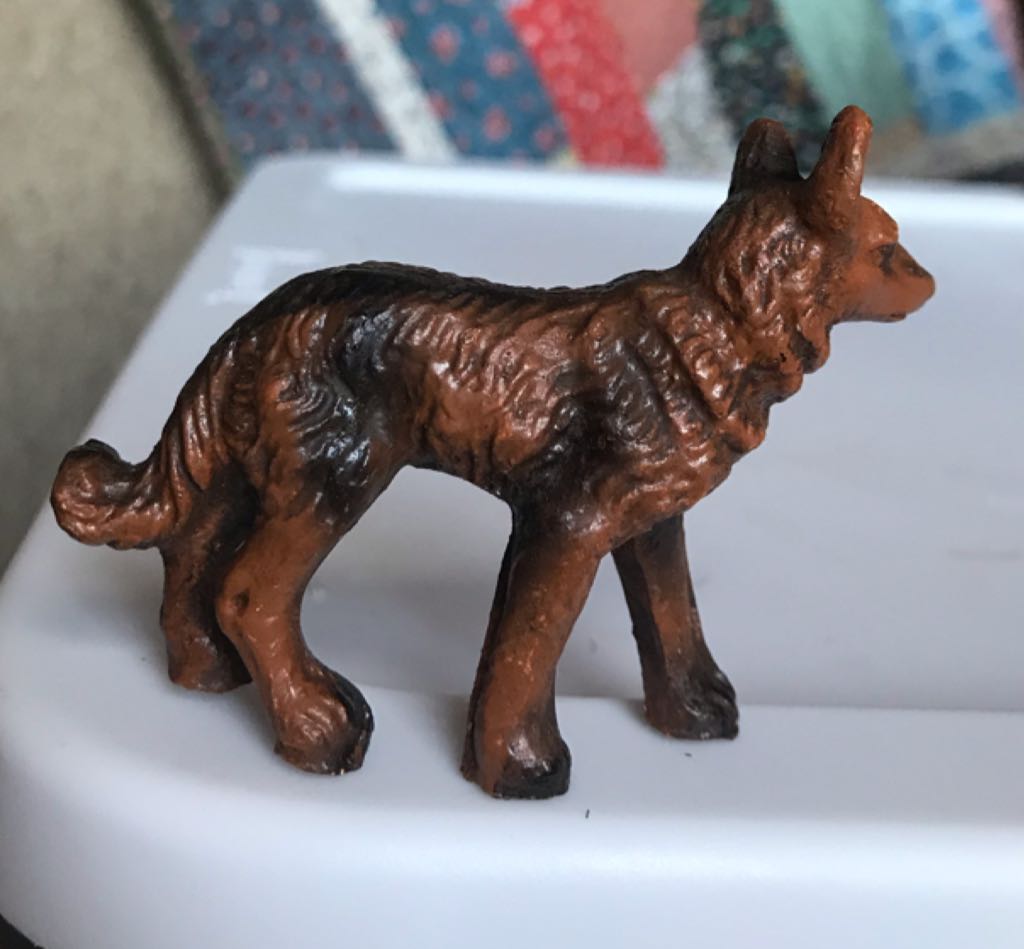 Viviani - Animal - Dog - Animal (Nativity) ornament collectible - Main Image 2