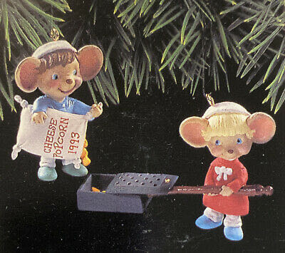 Hallmark - Christmas - Seasons Greetings - Lettering Decorations - Sealed