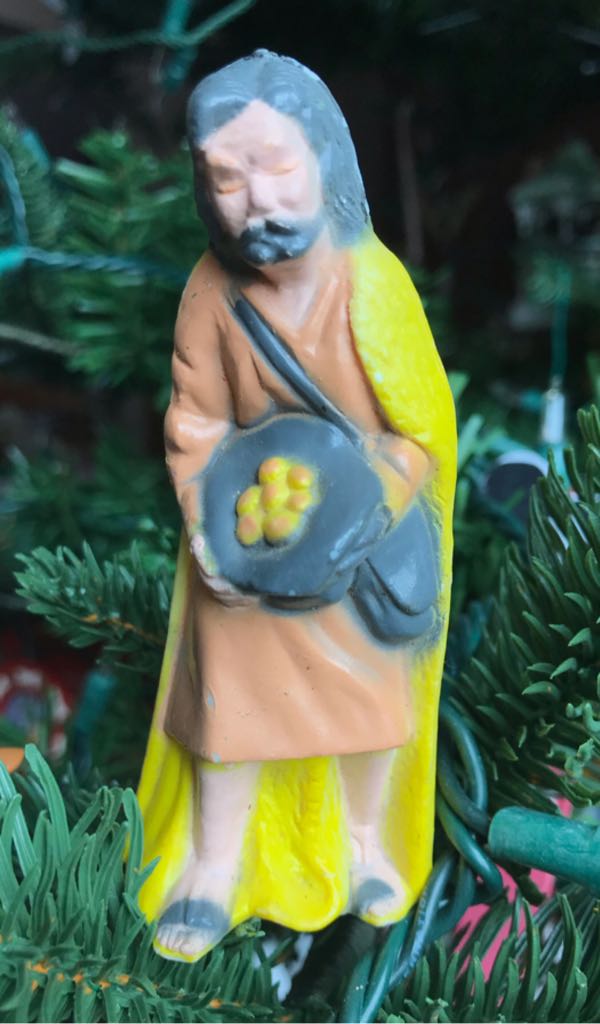 Italy - (Set 1) - Angle - Playing Violin