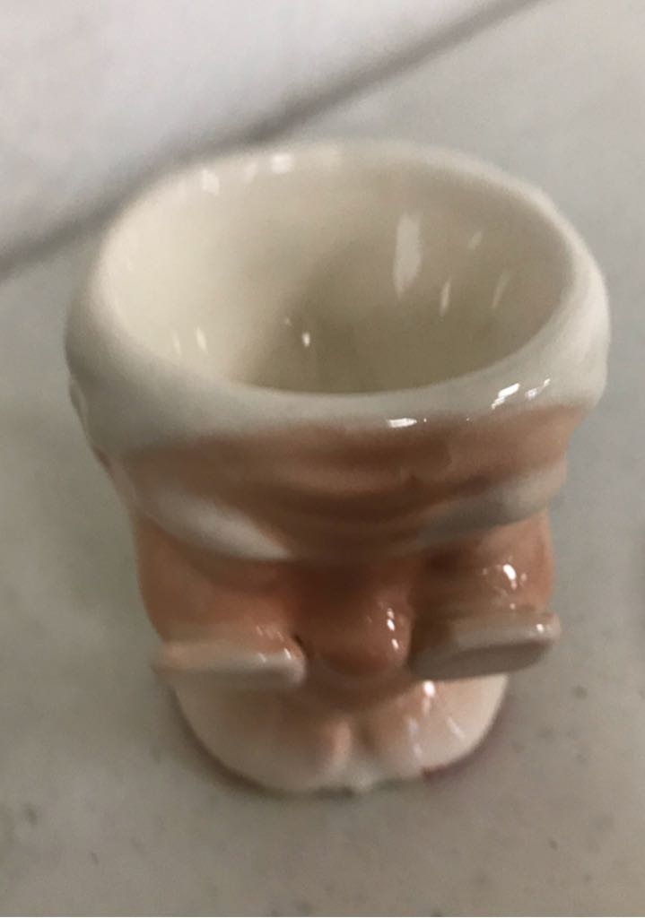 Kreiss - Egg Cup - Mrs. Claus - Santa ornament collectible - Main Image 2