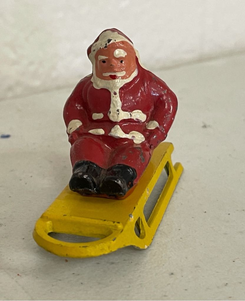 Bradford - Round - Windows - Angel Hair - Silver