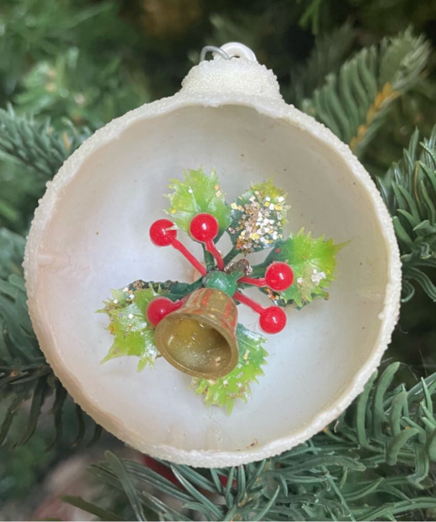 Jewelbrite - (Set 14) - Orb - Gold Bell & Holly - White - Bell (3D Diorama) ornament collectible - Main Image 1