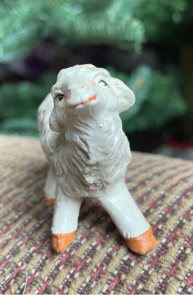 Fontanini - Animal - Sheep - Head Up - Animal (Nativity) ornament collectible - Main Image 2