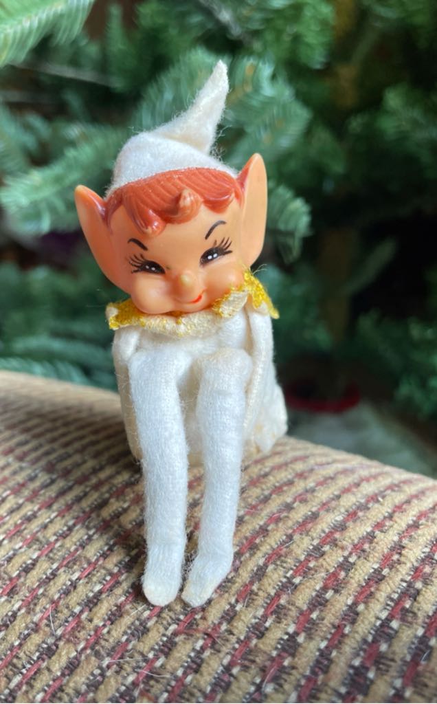 Beistle - Halloween - Art Tissue Centerpiece - Witch