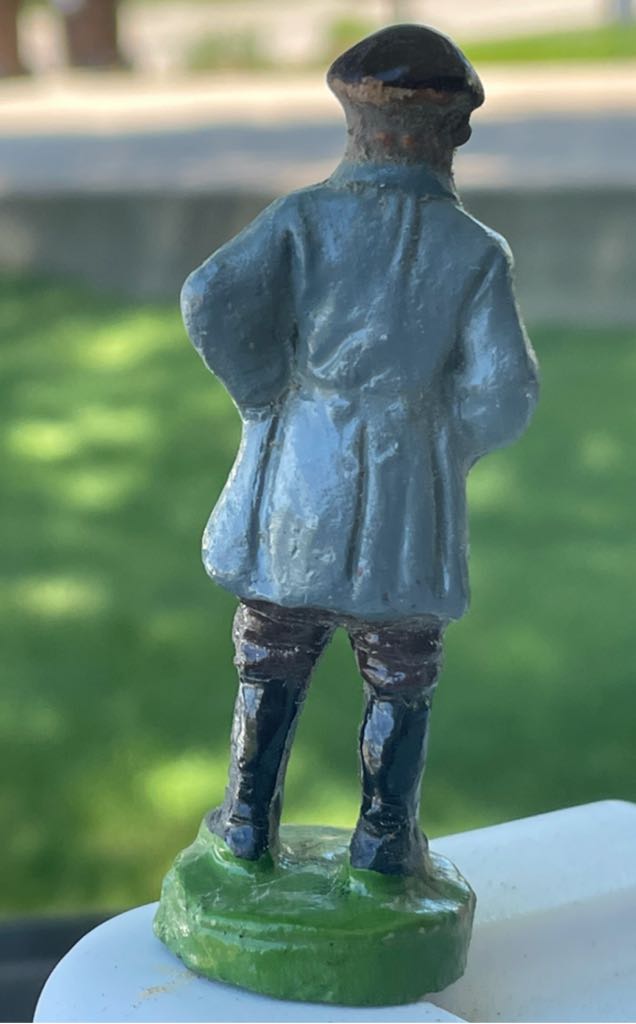 Elastolin - Putz - Villager - Native Costume (Putz Villager) ornament collectible - Main Image 2