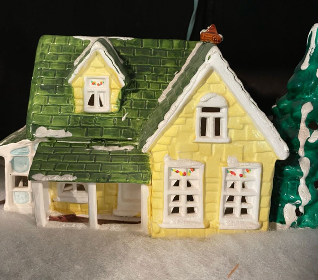 Hallmark - Happy The Snowman Home Decoration Book