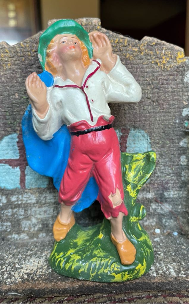 Viviani - Villager - Devoted - Villager (Nativity) ornament collectible - Main Image 1