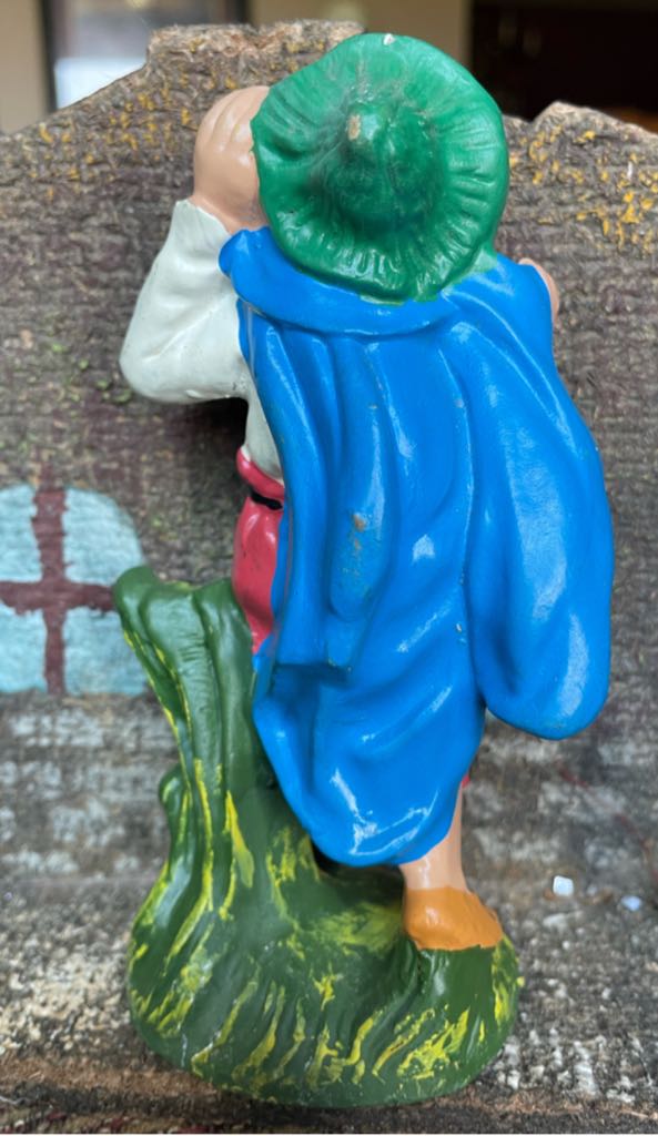 Viviani - Villager - Devoted - Villager (Nativity) ornament collectible - Main Image 2