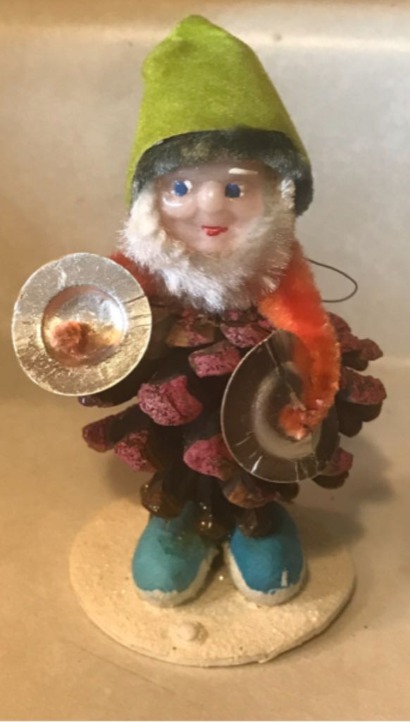 Chriskindl In Sleigh