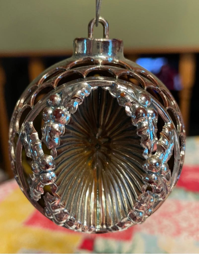 Nobility - 120 Piece Set Snowflakes & Prisims