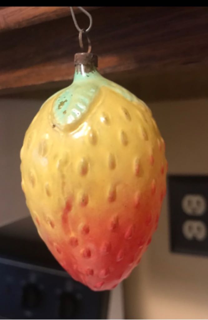 Bradford - Bell - Glitter - White - Green Trim