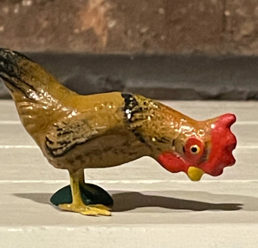 Putz - Animal - Chicken - Animal (Nativity) ornament collectible - Main Image 2