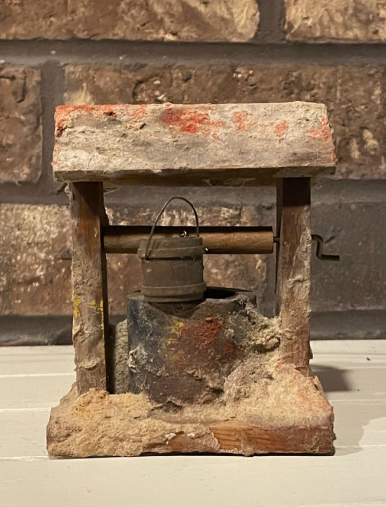 Centerpiece - Merry Christmas House