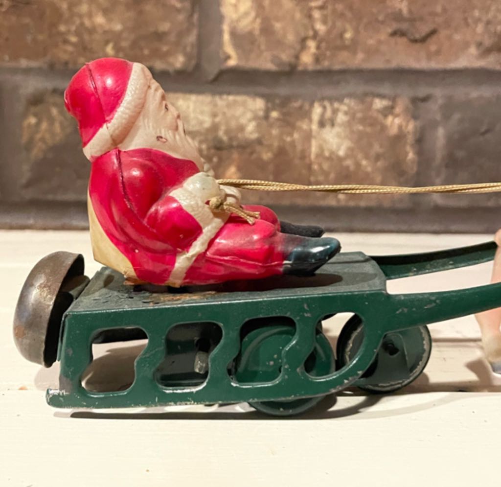Windup Santa On Sleigh - Santa (Wind Up) ornament collectible - Main Image 2