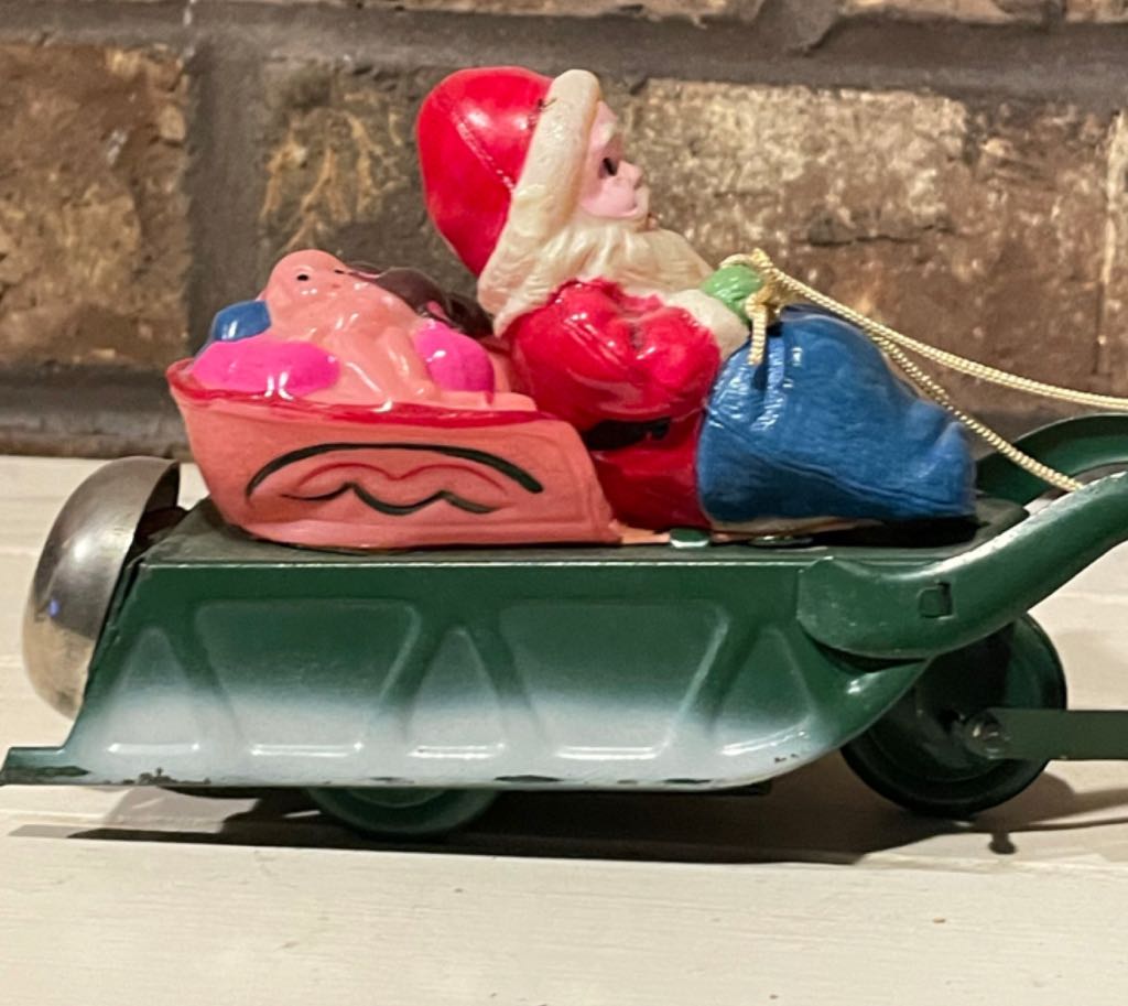 Wind Up Santa On Sleigh - Santa (Wind Up) ornament collectible - Main Image 2