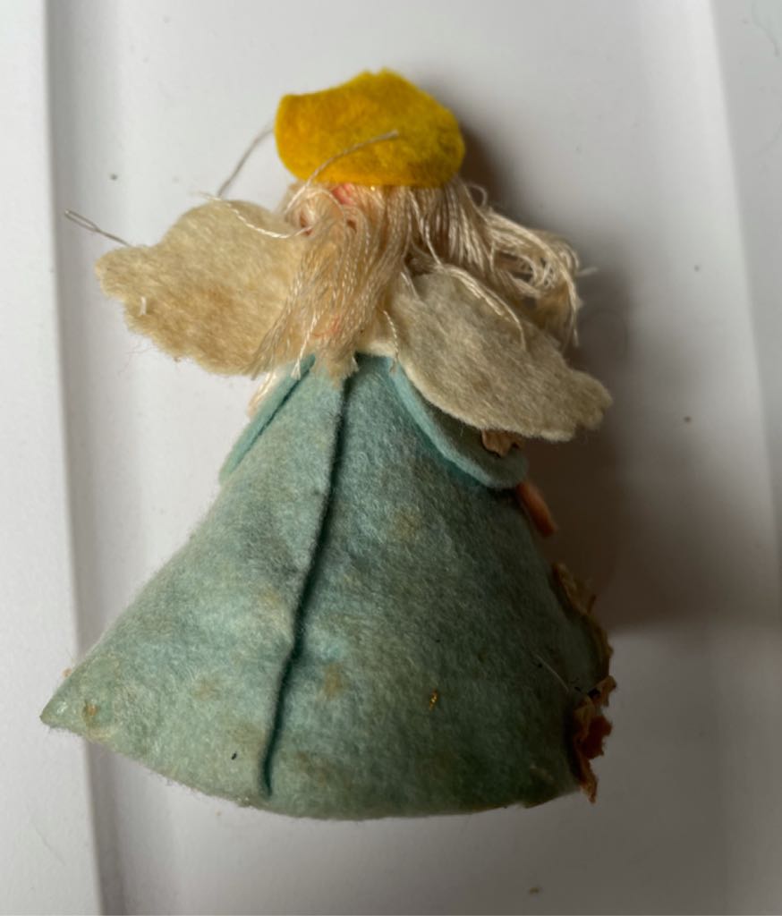 Felt - Angel - Angel (Nativity) ornament collectible - Main Image 2