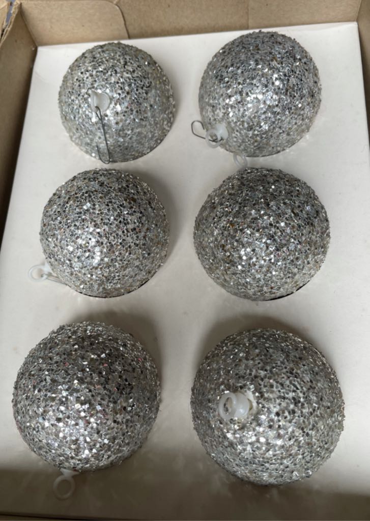 Bradford - Round - Glitter - Silver - Glitter (Round) ornament collectible - Main Image 2