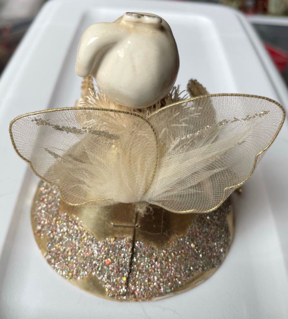 Angel - Porcelain Face - Angel (Nativity) ornament collectible - Main Image 2