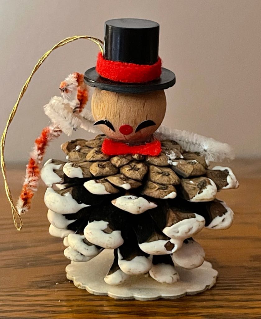 Bead & Sequin - Egg - Magi - Blue & Gold