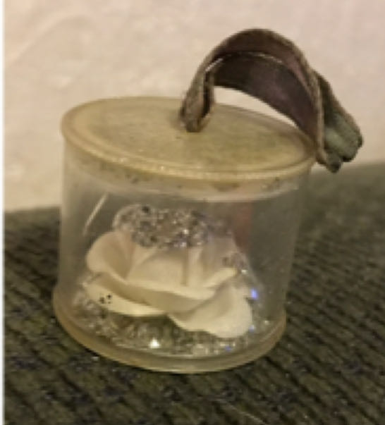 Bruce - Bell - White