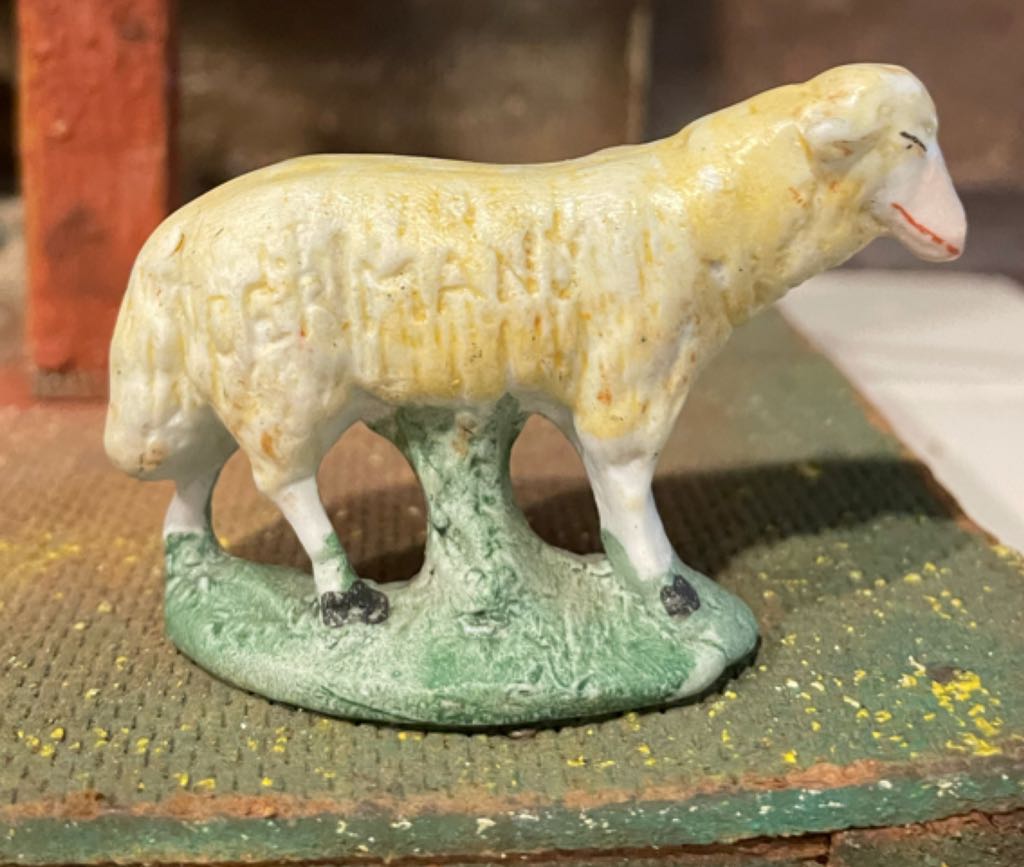 Germany - (Set 1) - Animal - Sheep - Standing - Animal (Nativity) ornament collectible - Main Image 2