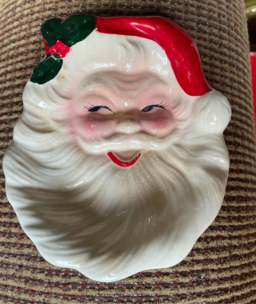 Book - Christmas Curiosities