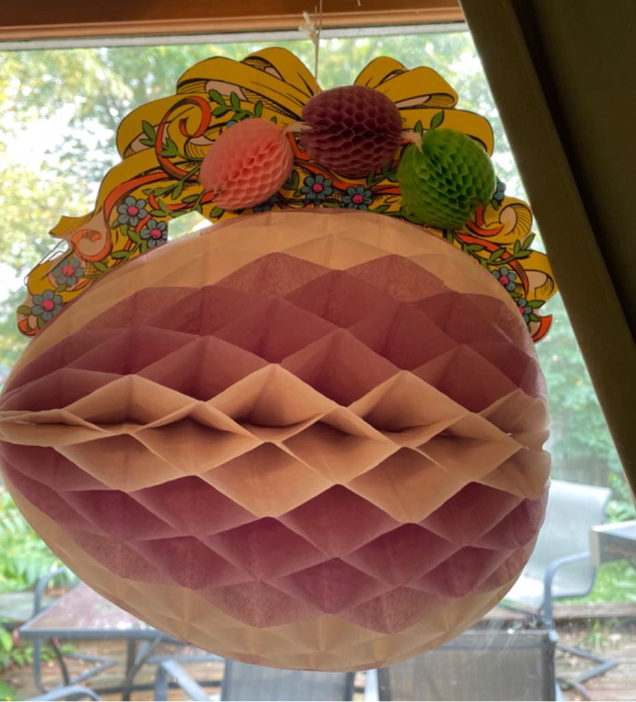 Beistle - Easter - Art Tissue Window - Easter Egg - Easter (Honeycomb) ornament collectible - Main Image 2
